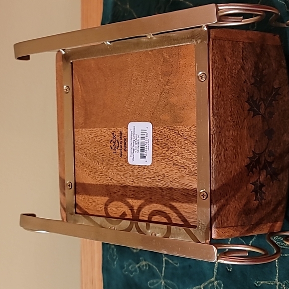 Lenox Wood Sleigh Serving Centerpiece - Picture 7 of 11